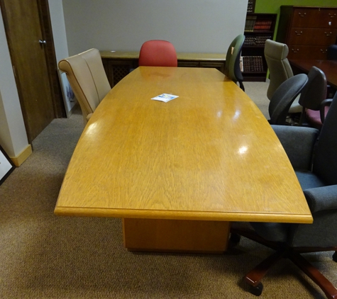 Office Furniture Liquidators - Evansville, IN