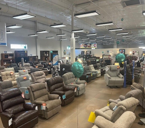 Slumberland Furniture - Willmar, MN