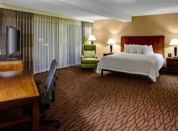 Hilton Garden Inn Monterey - Monterey, CA