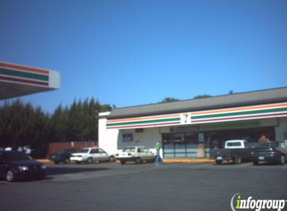 7-Eleven - Auburn, WA