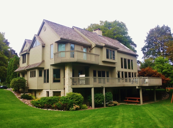 Elite Exteriors LLC - New Berlin, WI