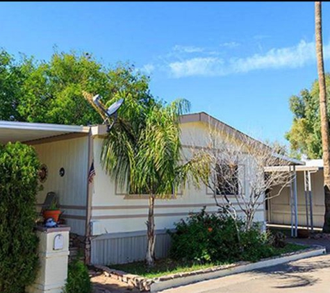 Royal Glen Manufactured Housing Community - Glendale, AZ