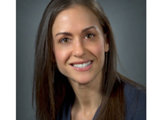 Dara Faye Shalom, MD - Great Neck, NY