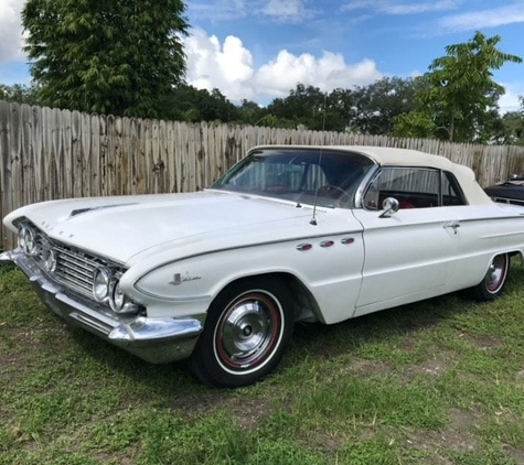 Auto Upholstery in Longwood Convertible Man - Longwood, FL