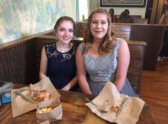 Daughters and Sons Pizza - Lynchburg, VA