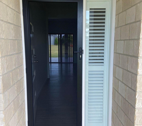 Advantage Screens & Blinds - South Gladstone, QLD