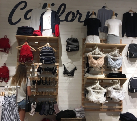 Brandy & Melville Newport - Newport Beach, CA