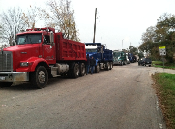 Dump Truck International INC - Houston, TX