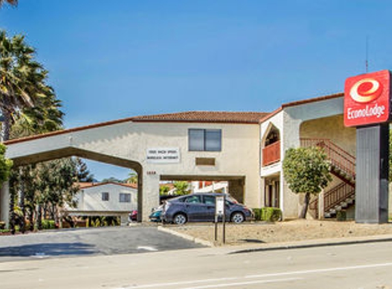 Econo Lodge - Castro Valley, CA