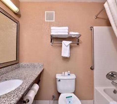 Best Western Wilsonville Inn & Suites - Wilsonville, OR