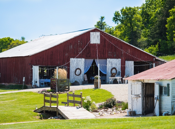 Dodson Orchards Barn Wedding Venue - Fredericktown, MO