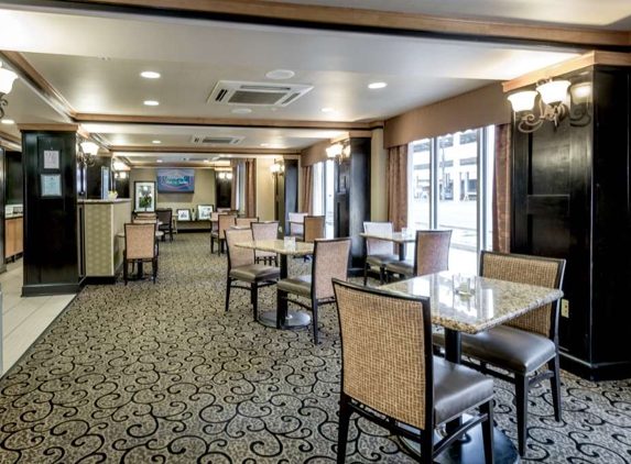 Hampton Inn & Suites Montgomery-Downtown - Montgomery, AL