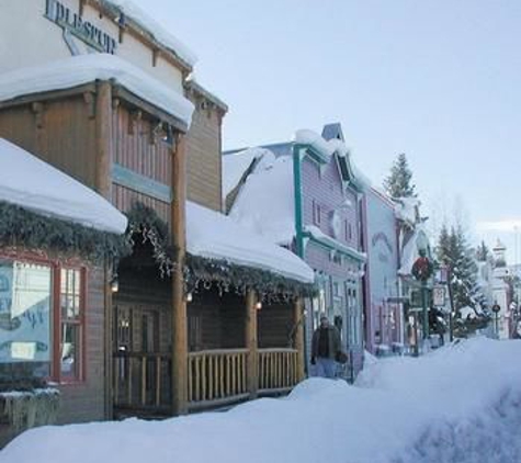 Three Seasons - Crested Butte, CO