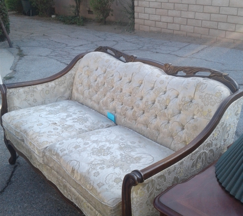 Divine's Furniture - Monterey Park, CA