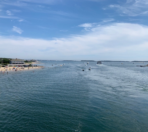 Village Rentals Harbor - Hyannis, MA