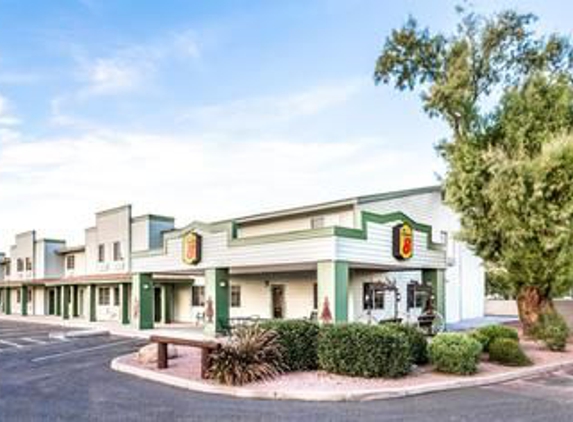 Super 8 by Wyndham Wickenburg AZ - Wickenburg, AZ