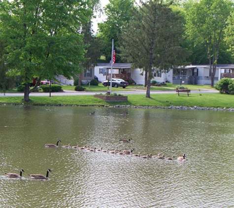 Crestview Lakes Villa - Florence, KY