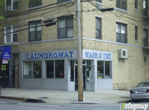 Prasinos Laundromat - Astoria, NY