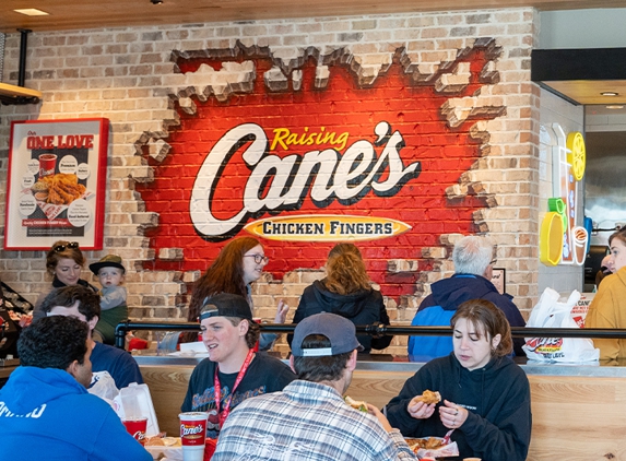 Raising Cane's Chicken Fingers - Fresno, CA