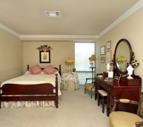 Mayfair Village Retirement Community - Lexington, KY