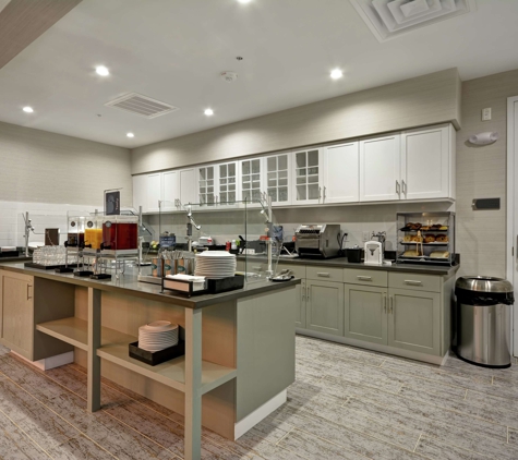 Homewood Suites by Hilton Raleigh Cary I-40 - Cary, NC