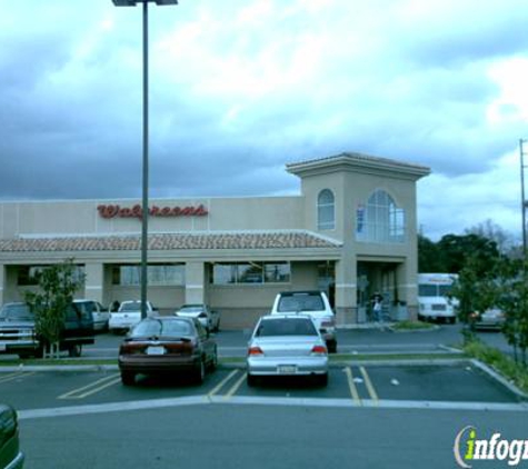 Walgreens - Lakewood, CA