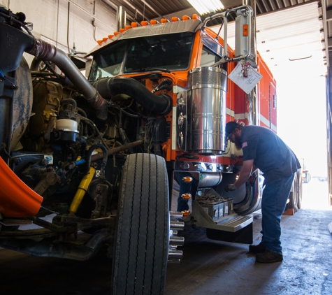 Foley RIG360 Truck Center - Manhattan - Manhattan, KS. Truck Repair