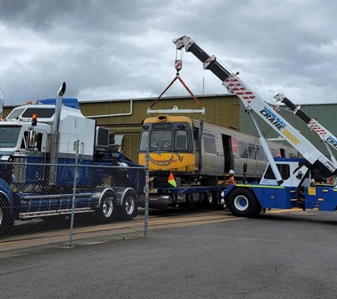 Wide Bay Crane Hire - Glanmire, QLD. Friendly Staff
