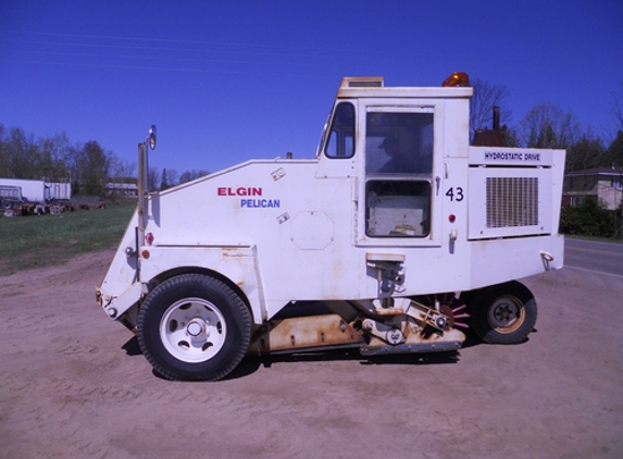 P.T.Parking Lot Services - Rhinelander, WI