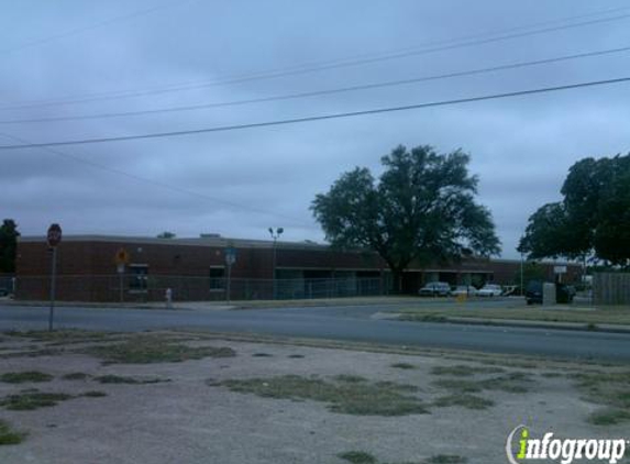 D McRae Elementary School - Fort Worth, TX