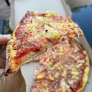Alfredo's Pizza - Pizza