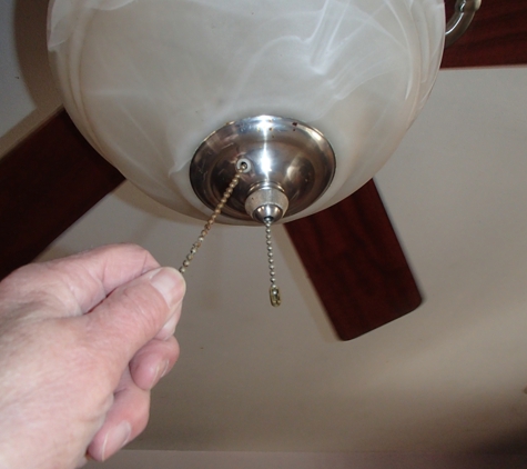 North Shore Home Inspection - Greenlawn, NY. Ceiling fan not operating