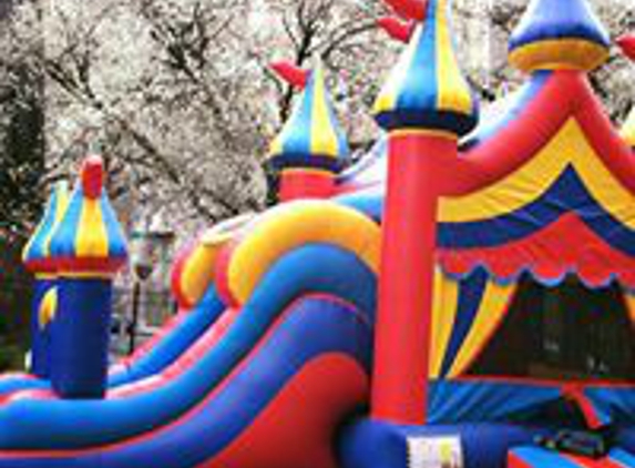 Melanie’s bouncers and party rentals - Paterson, NJ