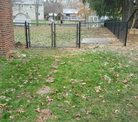 Estherlee Fence Co - North Lima, OH. Chain Link Fencing