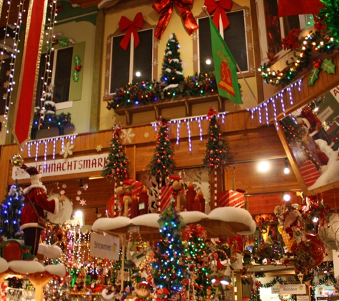 Bronner's Christmas Wonderland - Frankenmuth, MI