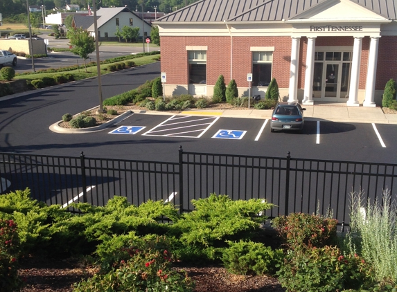 jgi sealcoating and striping inc - knoxville, TN