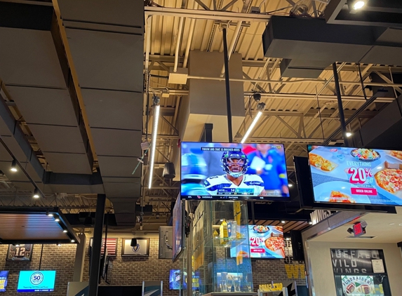 Buffalo Wild Wings - Seekonk, MA