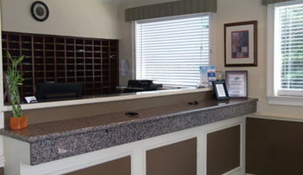 Budgetel Lithia Springs - Lithia Springs, GA