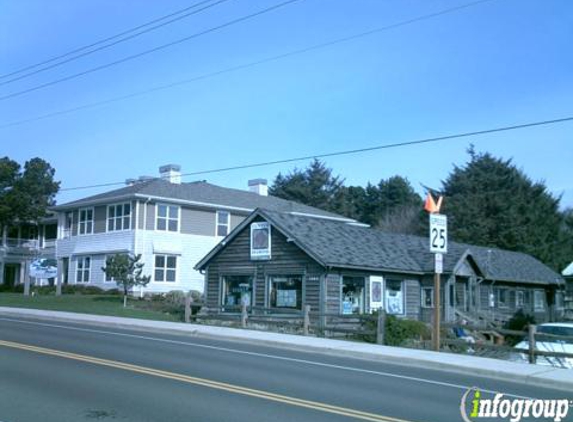 Center Diamond - Cannon Beach, OR