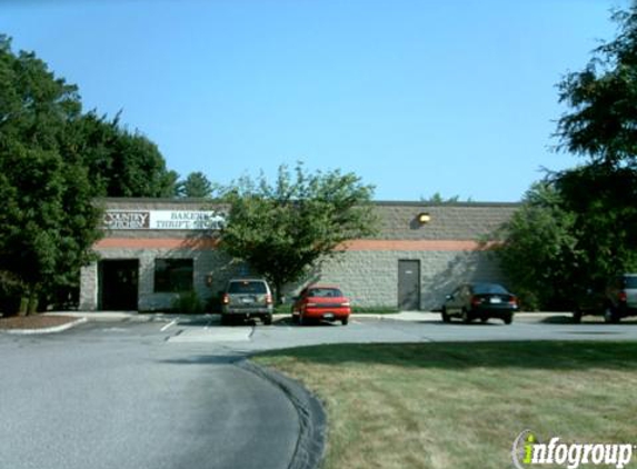 Country Kitchen-Thrift Store - Hudson, NH