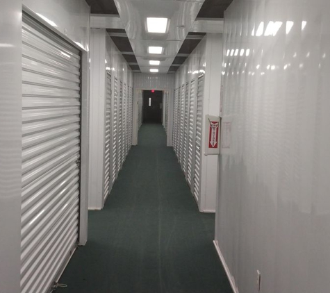 Metro Self Storage - Seffner, FL