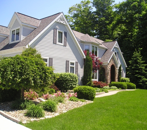 Apple Green Lawn Care - Bala Cynwyd, PA