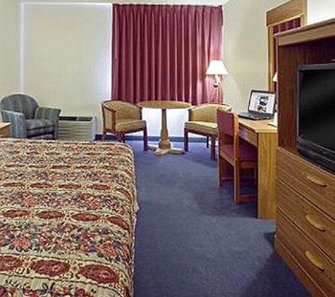 Motel 6 - New Stanton, PA