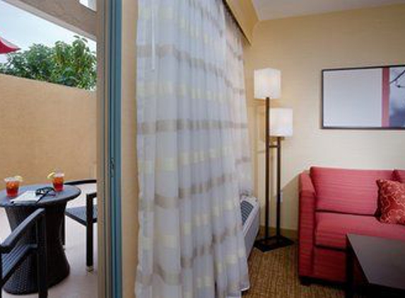 Courtyard by Marriott - Los Angeles, CA