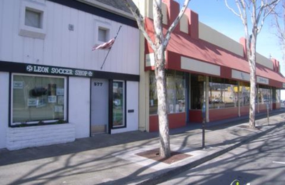 Leon Soccer Shop - Soccer Store in San Leandro