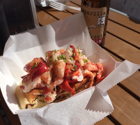 Quincy's Original Lobster Rolls - Cape May, NJ