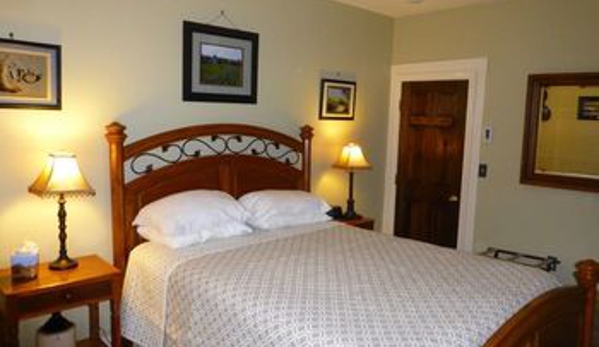 Bluefish Bed & Breakfast - Harwich, MA