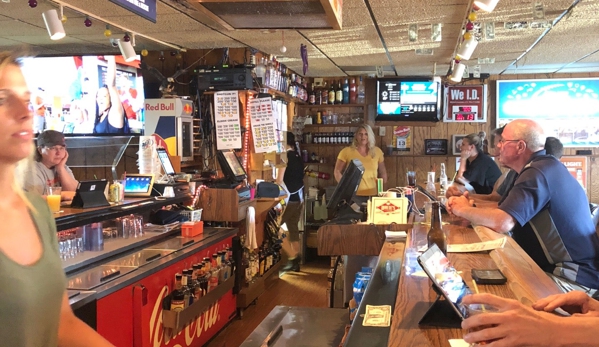 Howie's Corner Bar & Grill - Saint Stephen, MN