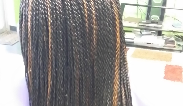 Alecia's African Hair Braiding - Tampa, FL