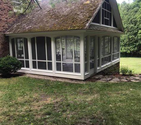 Taylor & Son's Remodeling - Westmoreland, TN. Sun Room